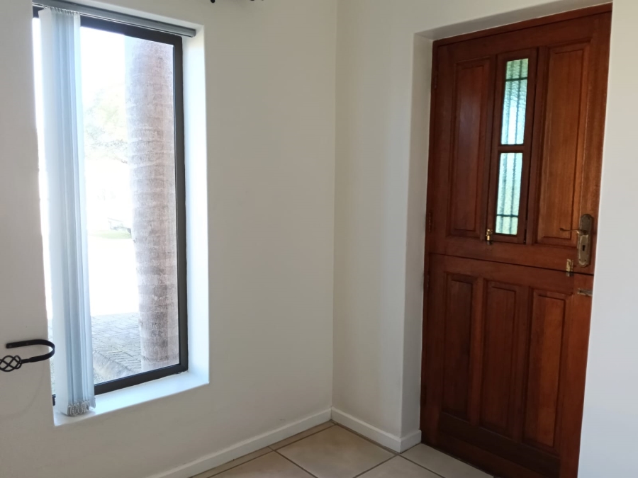 To Let 4 Bedroom Property for Rent in Vermont Western Cape